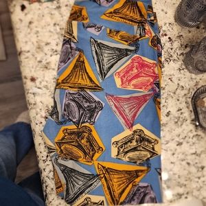 Lularoe phonograph leggings